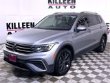 Used 2022 Volkswagen Tiguan SE image 3