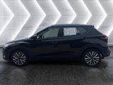 Used 2023 Nissan Kicks SV image 4
