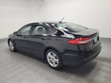 Used 2018 Ford Fusion SE w/ Fusion SE Technology Package image 3