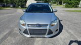 Used 2014 Ford Focus SE w/ SE Winter Package image 3
