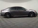 Used 2022 Toyota Camry SE image 2