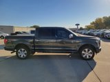Used 2015 Ford F150 Platinum w/ Equipment Group 701A Luxury image 2