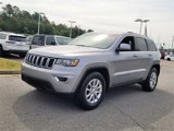 Used 2021 Jeep Grand Cherokee Laredo image 3