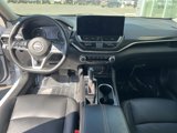 Used 2023 Nissan Altima 2.5 SR w/ SR Premium Package image 5
