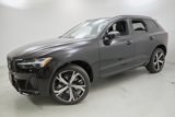 Used 2022 Volvo XC60 B6 R-Design w/ Advanced Package image 2