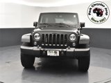 Used 2017 Jeep Wrangler Unlimited Sahara image 2
