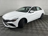 New 2025 Hyundai Elantra SEL image 3