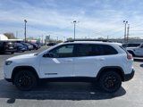 Used 2023 Jeep Cherokee Altitude Lux image 6