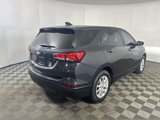 Used 2022 Chevrolet Equinox LS image 3