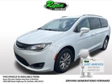 Used 2019 Chrysler Pacifica Touring-L image 4