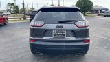 Used 2020 Jeep Cherokee Latitude Plus image 4