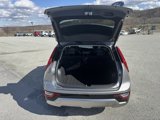 Used 2023 Kia Niro SX Touring image 5