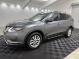 Used 2020 Nissan Rogue SV image 3