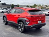 Used 2025 Hyundai Kona SEL image 2