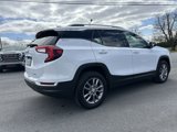 Used 2023 GMC Terrain SLT image 3