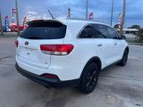 Used 2017 Kia Sorento LX image 5