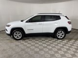 Used 2024 Jeep Compass Latitude image 5