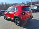 Used 2021 Jeep Renegade Latitude image 3