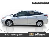 Used 2022 Toyota Prius LE image 3