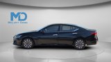 Used 2023 Nissan Altima 2.5 SV image 3