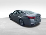 Used 2023 Nissan Altima 2.5 SV image 2