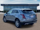 Used 2022 Cadillac XT5 Premium Luxury image 2