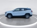 Used 2024 GMC Terrain SLE image 5