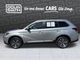 Used 2020 Mitsubishi Outlander SEL image 2