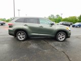 Used 2014 Toyota Highlander XLE image 2