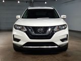 Used 2017 Nissan Rogue SV image 2