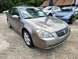 Used 2003 Nissan Altima 3.5 SE image 2