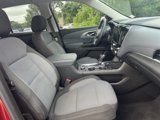 Used 2018 Chevrolet Traverse LT image 3