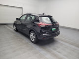 Used 2022 Nissan Kicks S image 5