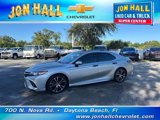 Used 2019 Toyota Camry image 3