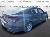 Used 2022 Hyundai Elantra SE image 5