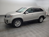 Used 2015 Kia Sorento LX image 2