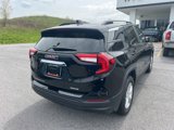 Used 2022 GMC Terrain SLE w/ Driver Convenience Package image 3