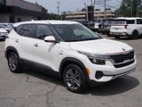 Used 2021 Kia Seltos LX image 2