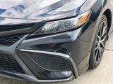 Used 2022 Toyota Camry SE image 5