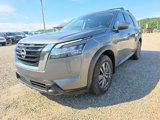 Used 2022 Nissan Pathfinder SV image 3