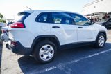 Used 2016 Jeep Cherokee Sport image 5