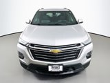 Used 2022 Chevrolet Traverse LT image 2