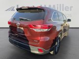 Used 2019 Toyota Highlander XLE image 4