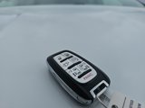 Used 2023 Chrysler Voyager LX image 2