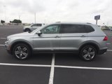 Used 2020 Volkswagen Tiguan SEL image 2
