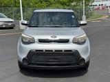 Used 2015 Kia Soul + image 2