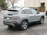 Used 2019 Jeep Cherokee Limited image 3
