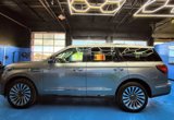 Used 2019 Lincoln Navigator Reserve image 2