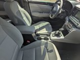 Used 2017 Hyundai Elantra SE image 5