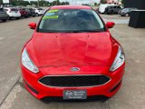 Used 2015 Ford Focus SE image 2